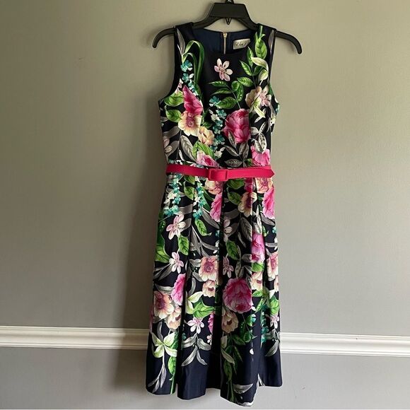 Eliza J Navy floral fit and flare dress size 6 women’s sleeveless - Picture 1 of 4